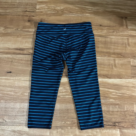 Athleta leggings size medium. - Picture 3 of 4